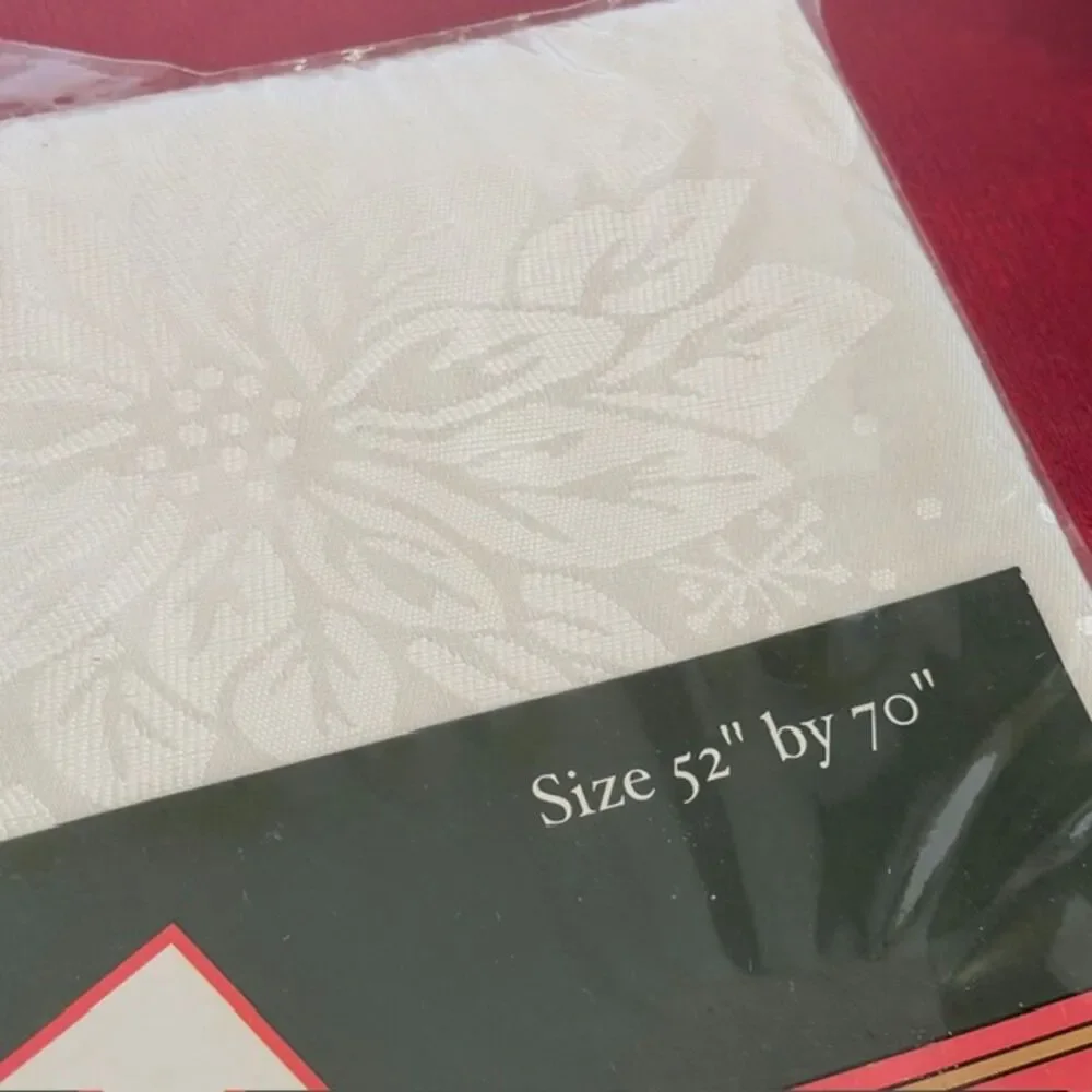 Sultan’s Linens Holiday Tablecloth 52x70 Ivory Poinsettia Floral New